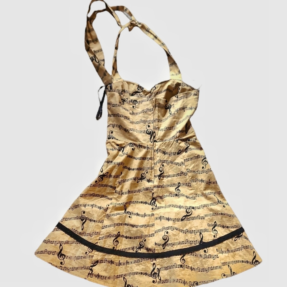 Musical Note Dress from Hot Topic - Picture 2 of 6